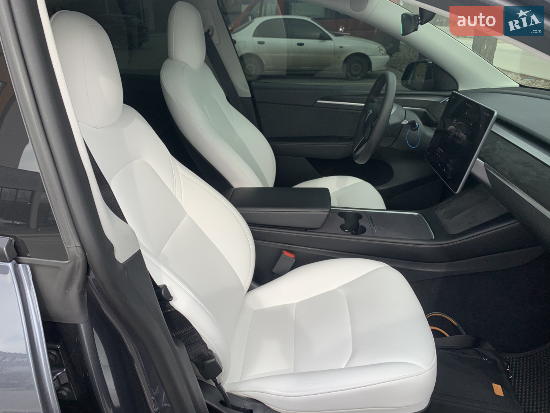 2022 Tesla Model Y - мініатюра 16