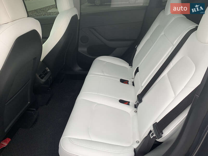 Внедорожник / Кроссовер Tesla Model Y 2022 в Днепре