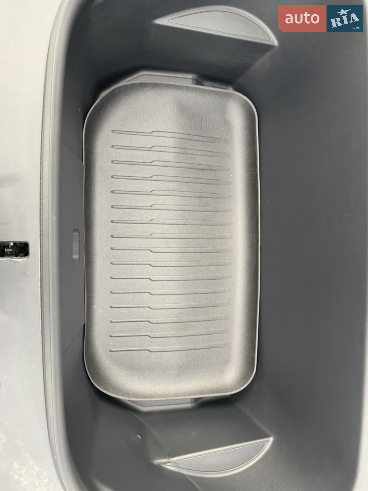 2022 Tesla Model Y - мініатюра 33