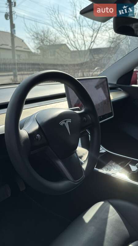 Позашляховик / Кросовер Tesla Model Y 2020 в Рівному