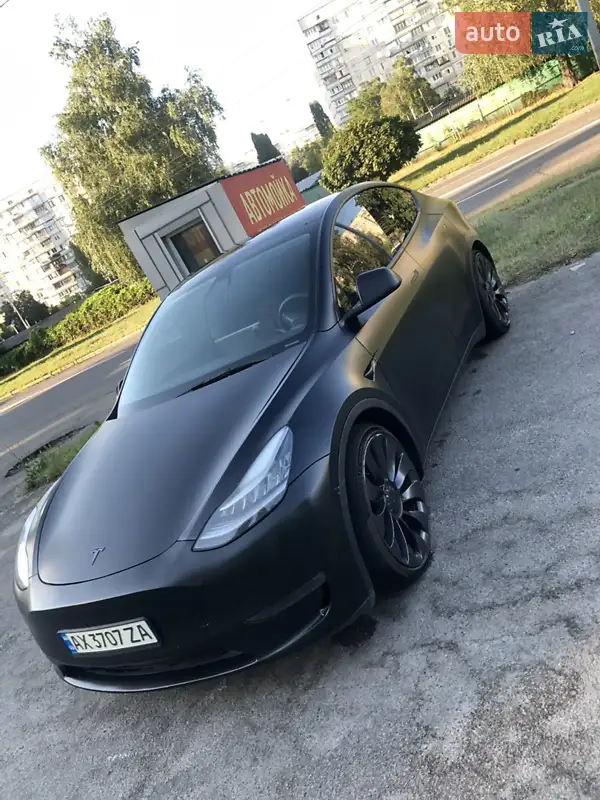 Tesla Model Y