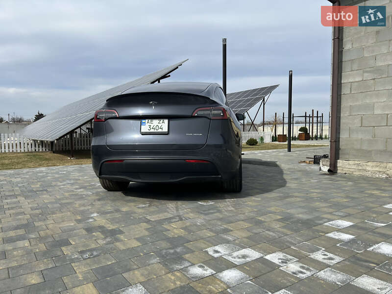 Внедорожник / Кроссовер Tesla Model Y 2023 в Днепре