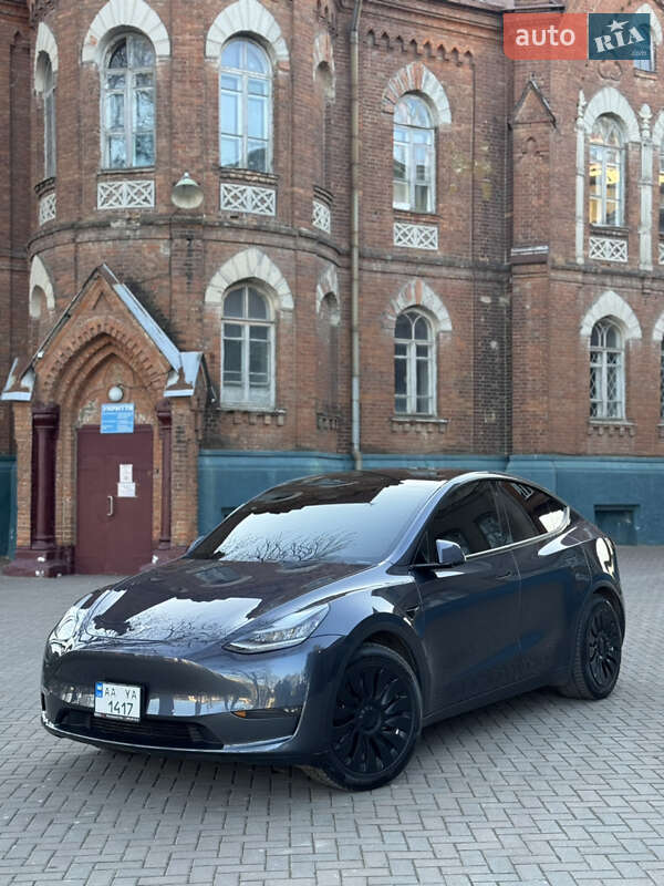 Позашляховик / Кросовер Tesla Model Y 2020 в 