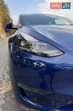 Внедорожник / Кроссовер Tesla Model Y 2024 в 