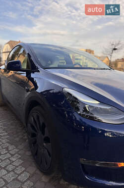 Внедорожник / Кроссовер Tesla Model Y 2024 в Львове