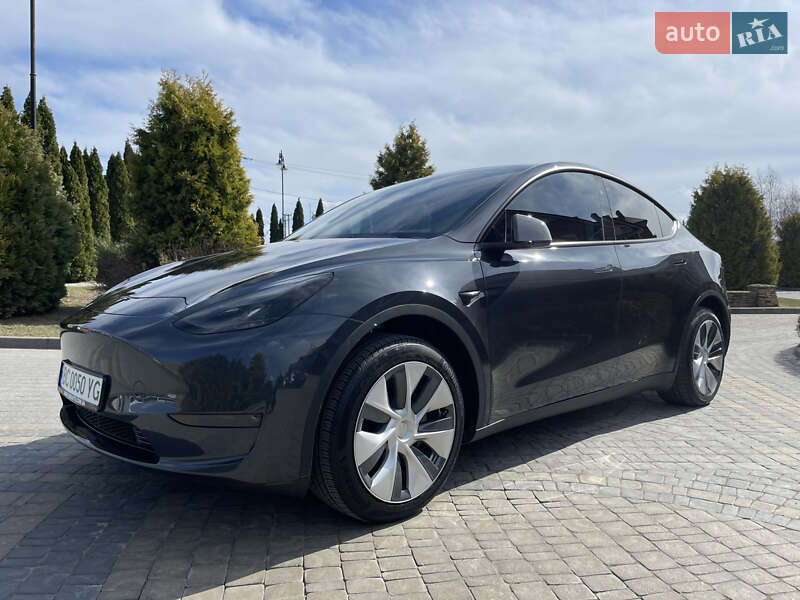 Внедорожник / Кроссовер Tesla Model Y 2024 в Львове