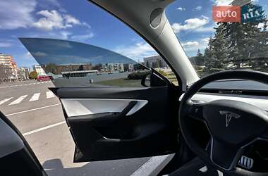 Внедорожник / Кроссовер Tesla Model Y 2021 в Кременчуге