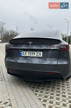 Позашляховик / Кросовер Tesla Model Y 2023 в 