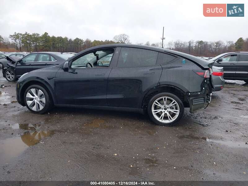 Внедорожник / Кроссовер Tesla Model Y 2023 в Киеве фото 5 Внедорожник / Кроссовер Tesla Model Y 2023 в Киеве