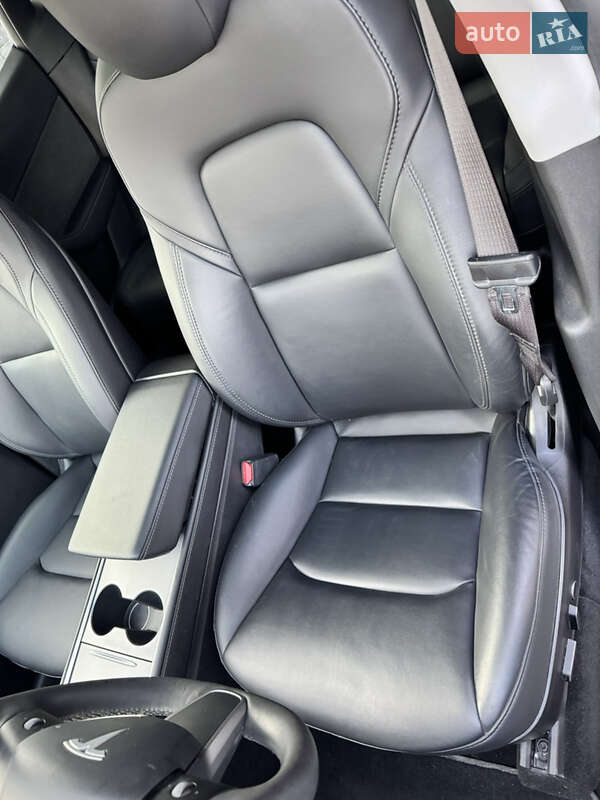 Внедорожник / Кроссовер Tesla Model Y 2021 в Одессе фото 34 Внедорожник / Кроссовер Tesla Model Y 2021 в Одессе