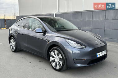 Внедорожник / Кроссовер Tesla Model Y 2021 в 