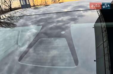Внедорожник / Кроссовер Tesla Model Y 2021 в 
