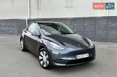 Внедорожник / Кроссовер Tesla Model Y 2021 в 