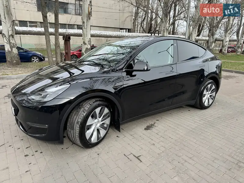 Внедорожник / Кроссовер Tesla Model Y 2022 в 