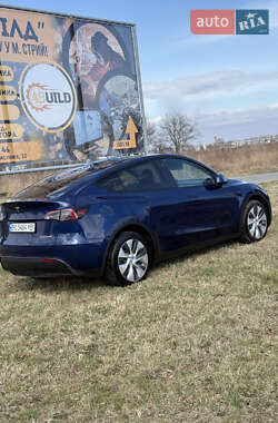 Внедорожник / Кроссовер Tesla Model Y 2023 в 