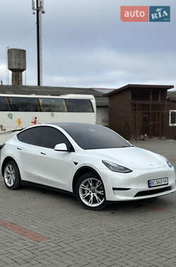 Позашляховик / Кросовер Tesla Model Y 2020 в 