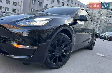 Внедорожник / Кроссовер Tesla Model Y 2022 в 
