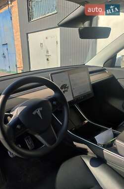 Внедорожник / Кроссовер Tesla Model Y 2021 в Белой Церкви