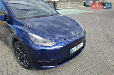 Внедорожник / Кроссовер Tesla Model Y 2022 в 
