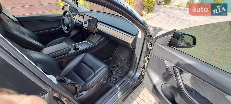 Внедорожник / Кроссовер Tesla Model Y 2021 в Одессе