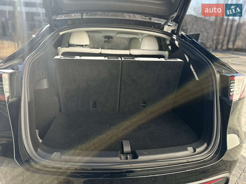 Внедорожник / Кроссовер Tesla Model Y 2022 в Днепре