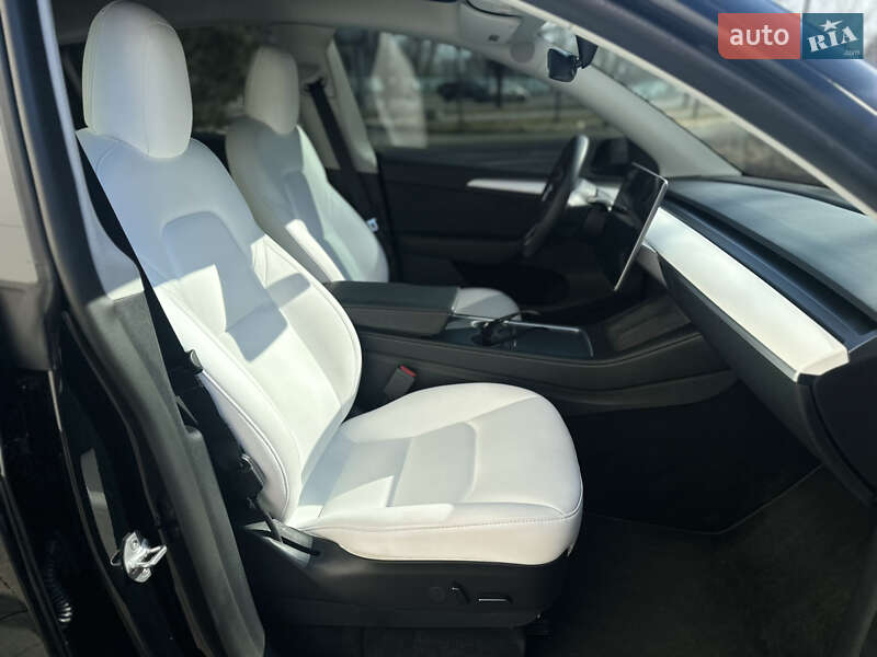 Внедорожник / Кроссовер Tesla Model Y 2022 в Днепре