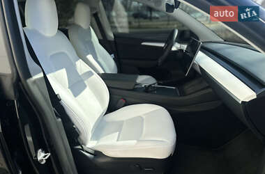 Внедорожник / Кроссовер Tesla Model Y 2022 в 
