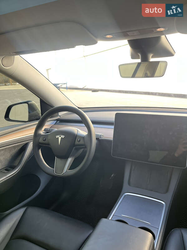 Внедорожник / Кроссовер Tesla Model Y 2022 в Виннице