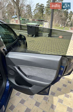 Внедорожник / Кроссовер Tesla Model Y 2021 в 
