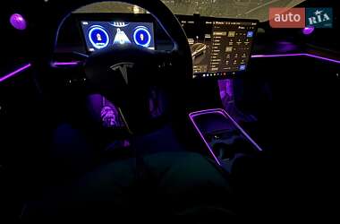 Внедорожник / Кроссовер Tesla Model Y 2022 в 