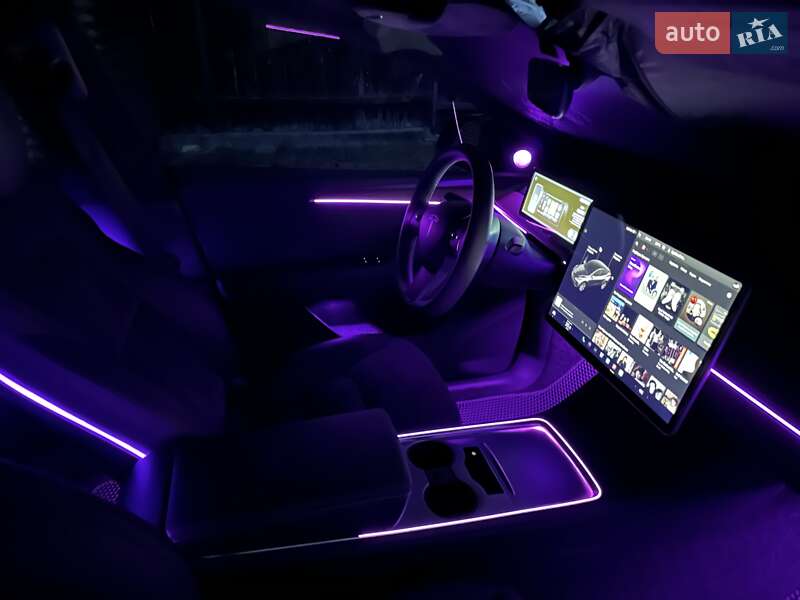 Позашляховик / Кросовер Tesla Model Y 2022 в Полтаві
