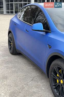 Внедорожник / Кроссовер Tesla Model Y 2020 в 
