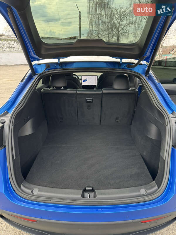 Внедорожник / Кроссовер Tesla Model Y 2020 в Харькове