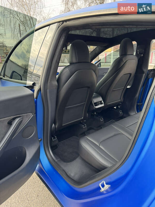 Внедорожник / Кроссовер Tesla Model Y 2020 в Харькове