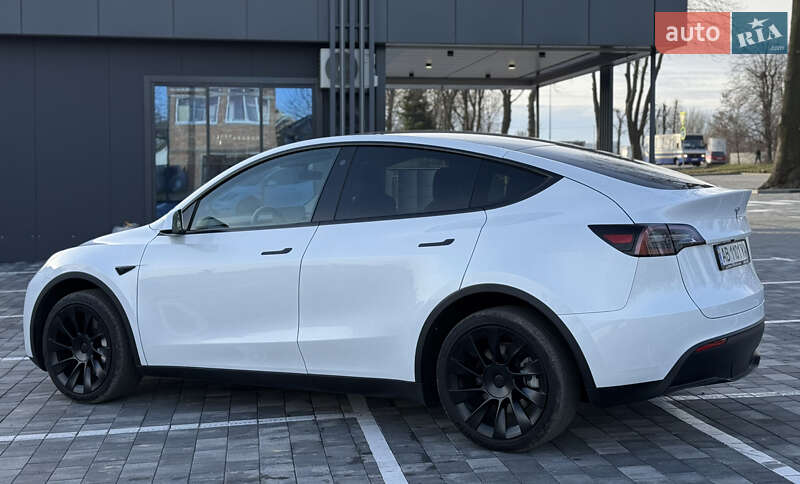 Внедорожник / Кроссовер Tesla Model Y 2023 в Виннице