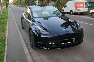 Tesla Model Y 2023 Tesla Model Y 2023