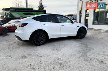 Внедорожник / Кроссовер Tesla Model Y 2024 в 
