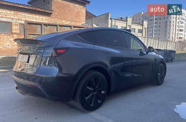 Внедорожник / Кроссовер Tesla Model Y 2024 в 