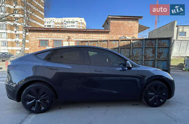 Внедорожник / Кроссовер Tesla Model Y 2024 в 