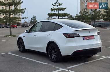 Внедорожник / Кроссовер Tesla Model Y 2020 в 