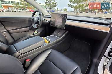 Внедорожник / Кроссовер Tesla Model Y 2020 в 