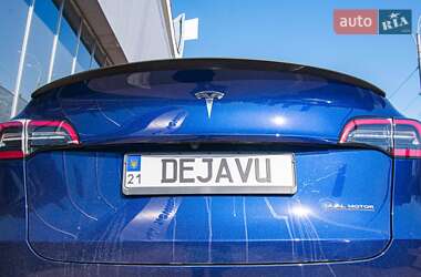 Внедорожник / Кроссовер Tesla Model Y 2022 в 