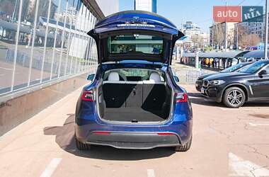 Внедорожник / Кроссовер Tesla Model Y 2022 в 