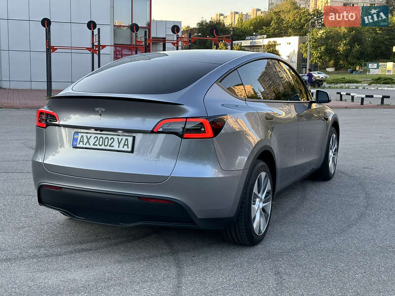 Внедорожник / Кроссовер Tesla Model Y 2023 в Харькове