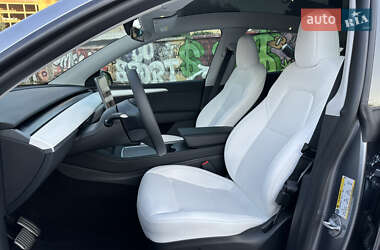 Позашляховик / Кросовер Tesla Model Y 2023 в 