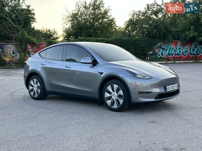Внедорожник / Кроссовер Tesla Model Y 2023 в Харькове