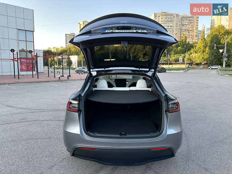 Внедорожник / Кроссовер Tesla Model Y 2023 в Харькове
