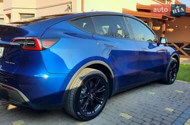 Позашляховик / Кросовер Tesla Model Y 2023 в 