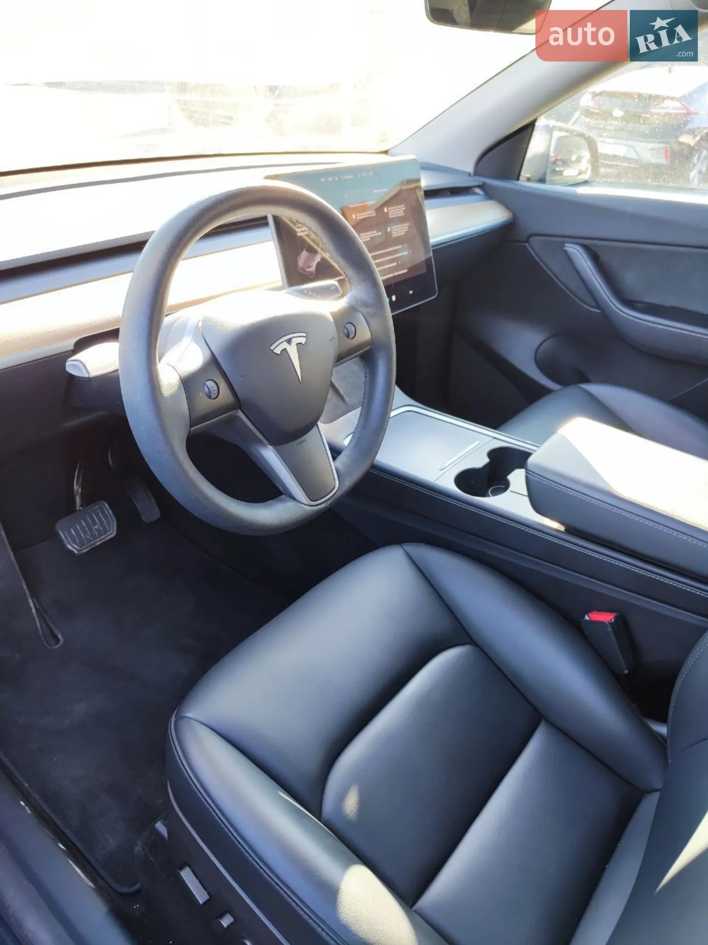 2022 Tesla Model Y - мініатюра 6