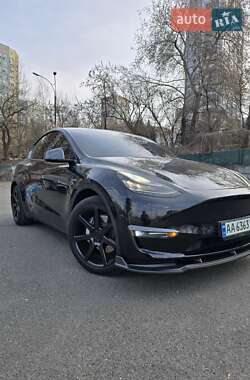 Позашляховик / Кросовер Tesla Model Y 2021 в 
